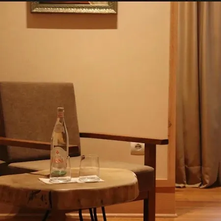 Velar Hotel Korce